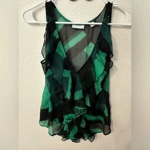 Women’s New York & Company top in Small